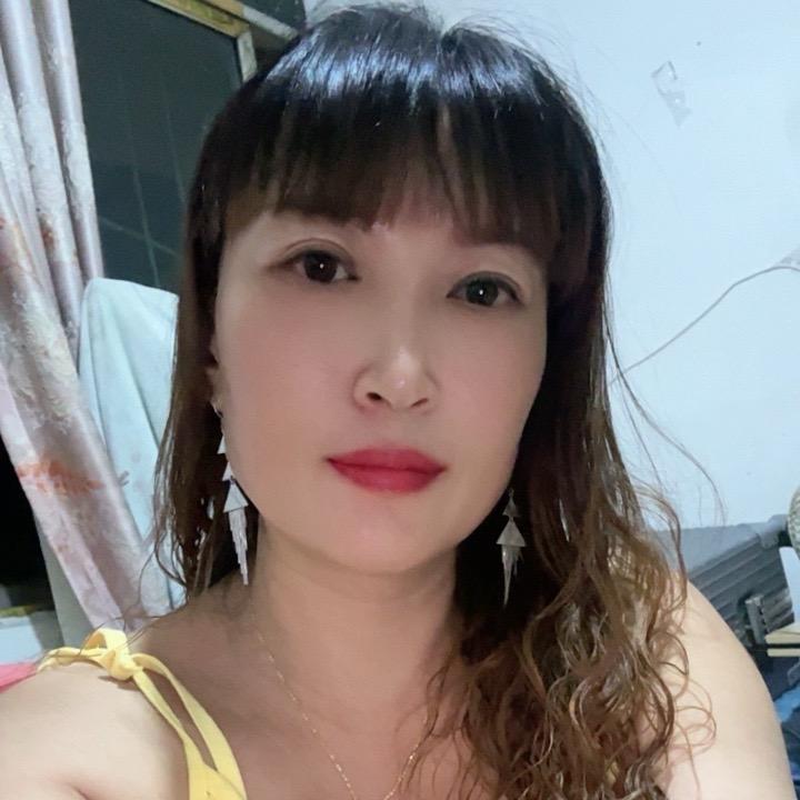 78年12月奔驰的骏马🦄，何容