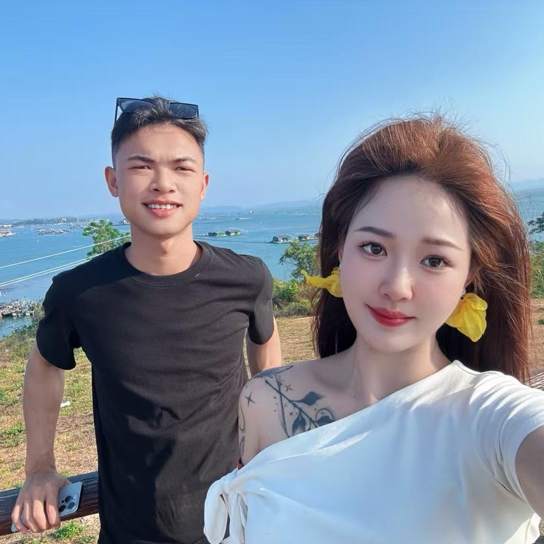 啊俊俊俊🐯🇨🇳🇨🇳🇨🇳