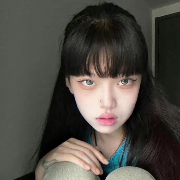 一颗蓝莓🫐