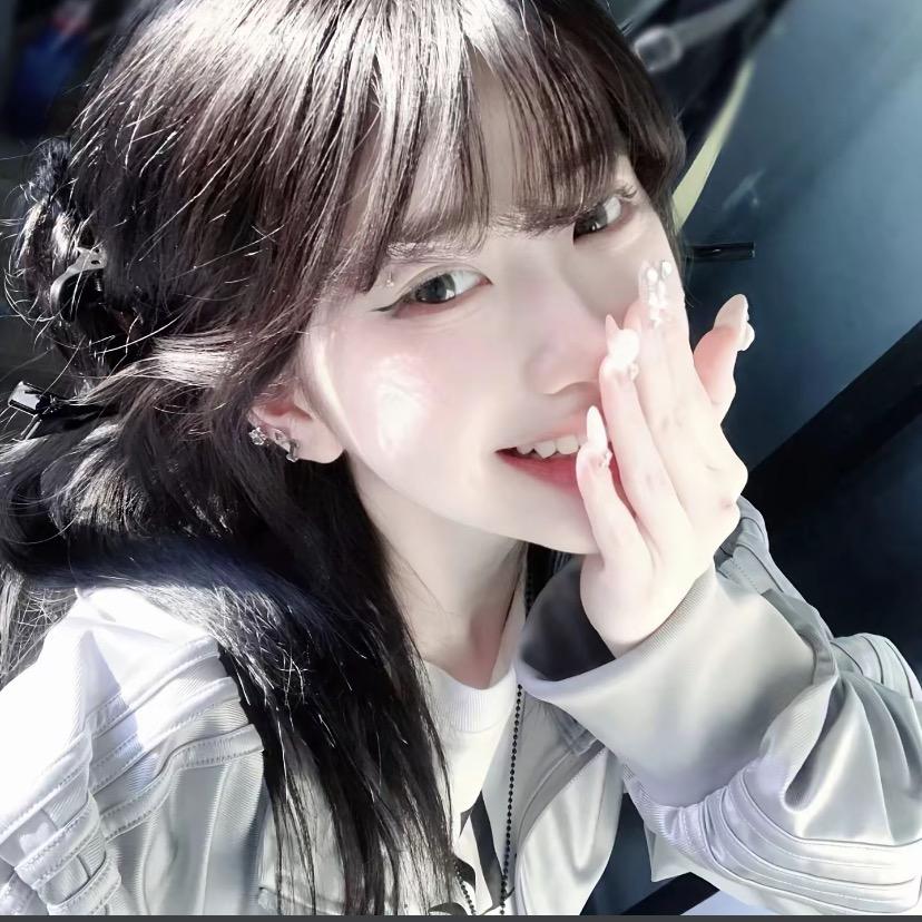 新视线-燕燕女装