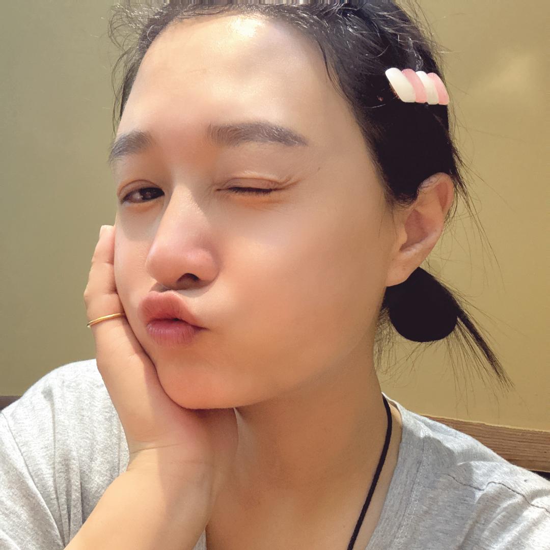 宁波卖海鲜水果的阿念念