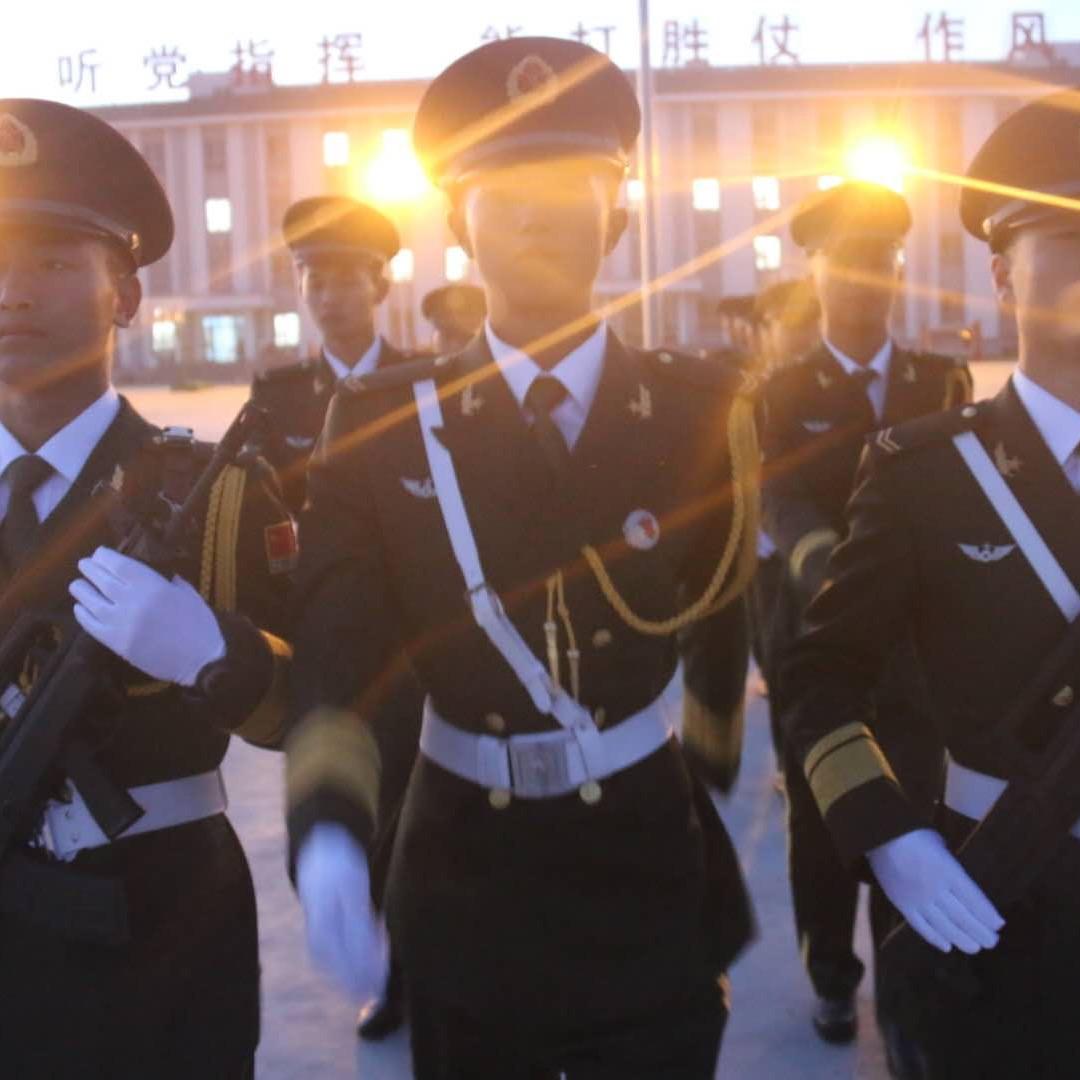 95后退伍来卖房