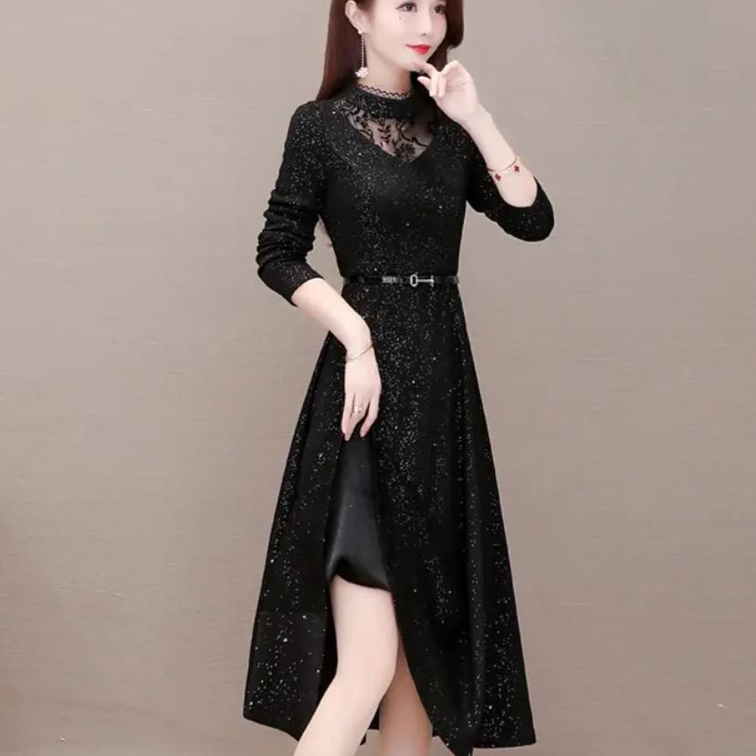 欣欣向荣女装店