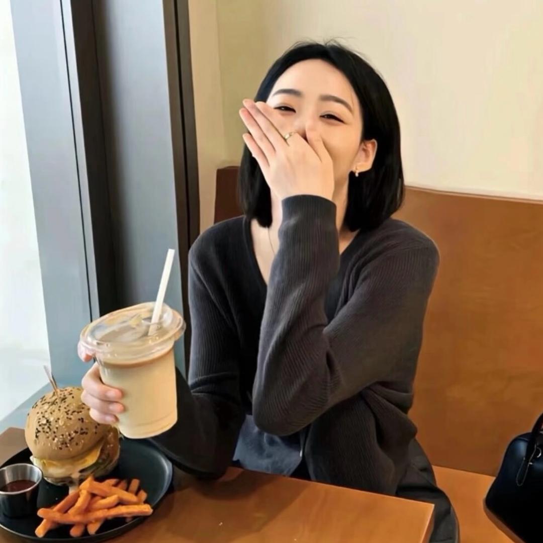 小薪亿亿🐳