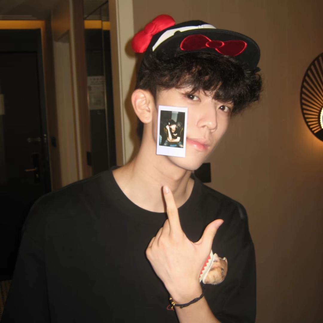 灰·太·狼