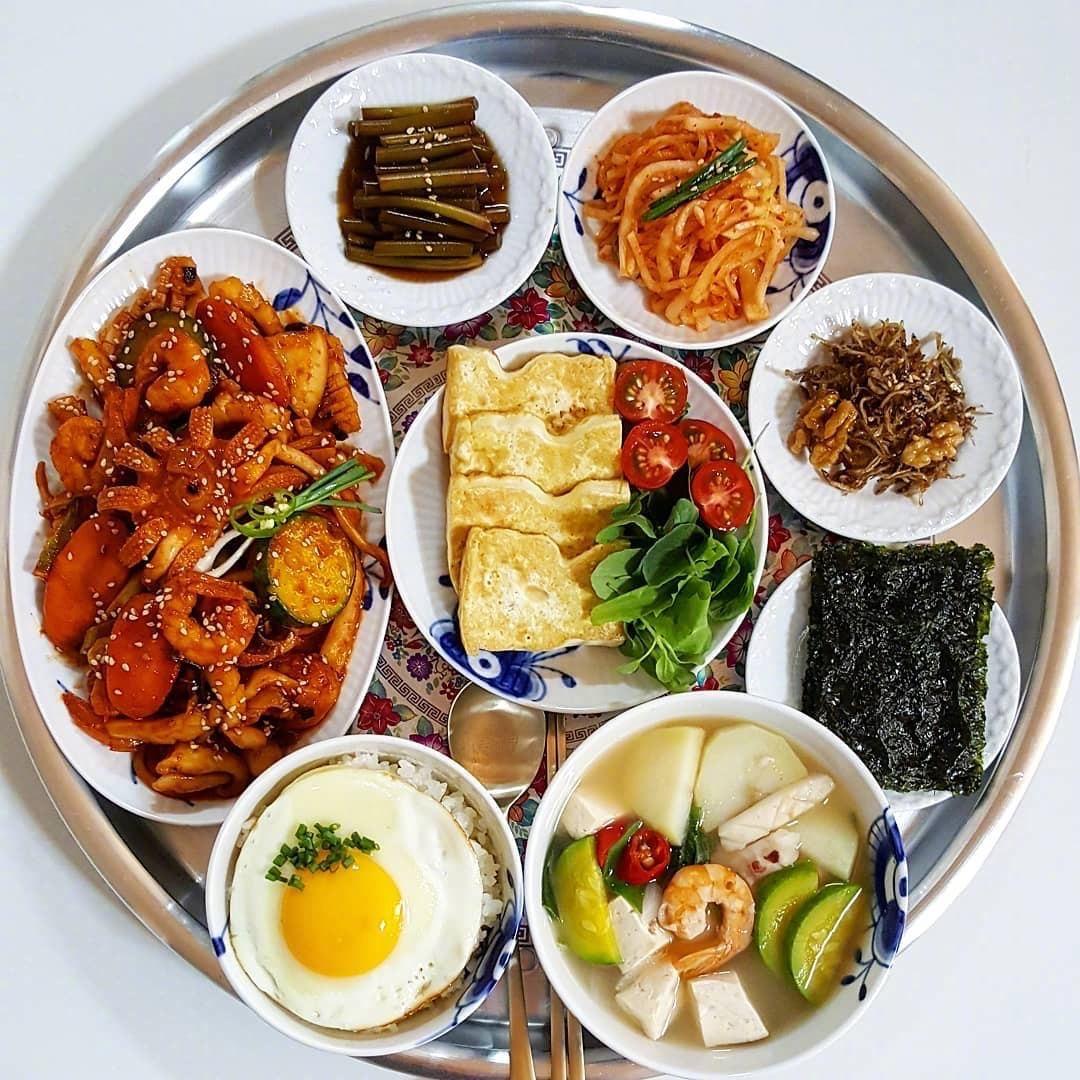 健康饮食一日三餐
