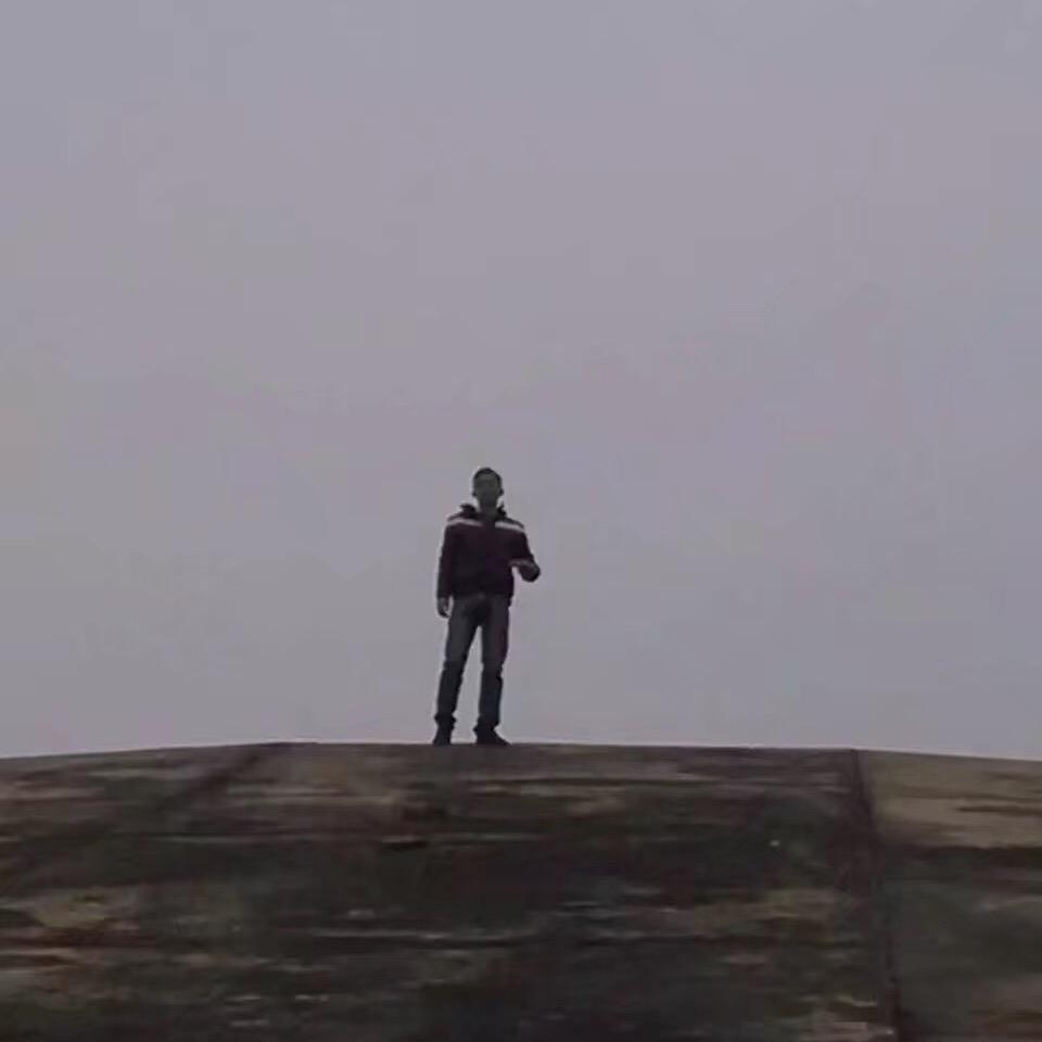 Лю Цзянь M