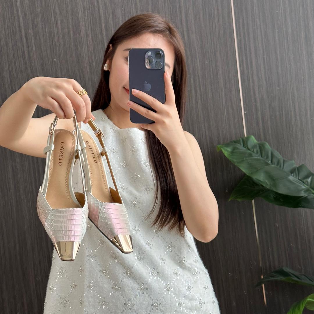 三七手工女鞋工厂店