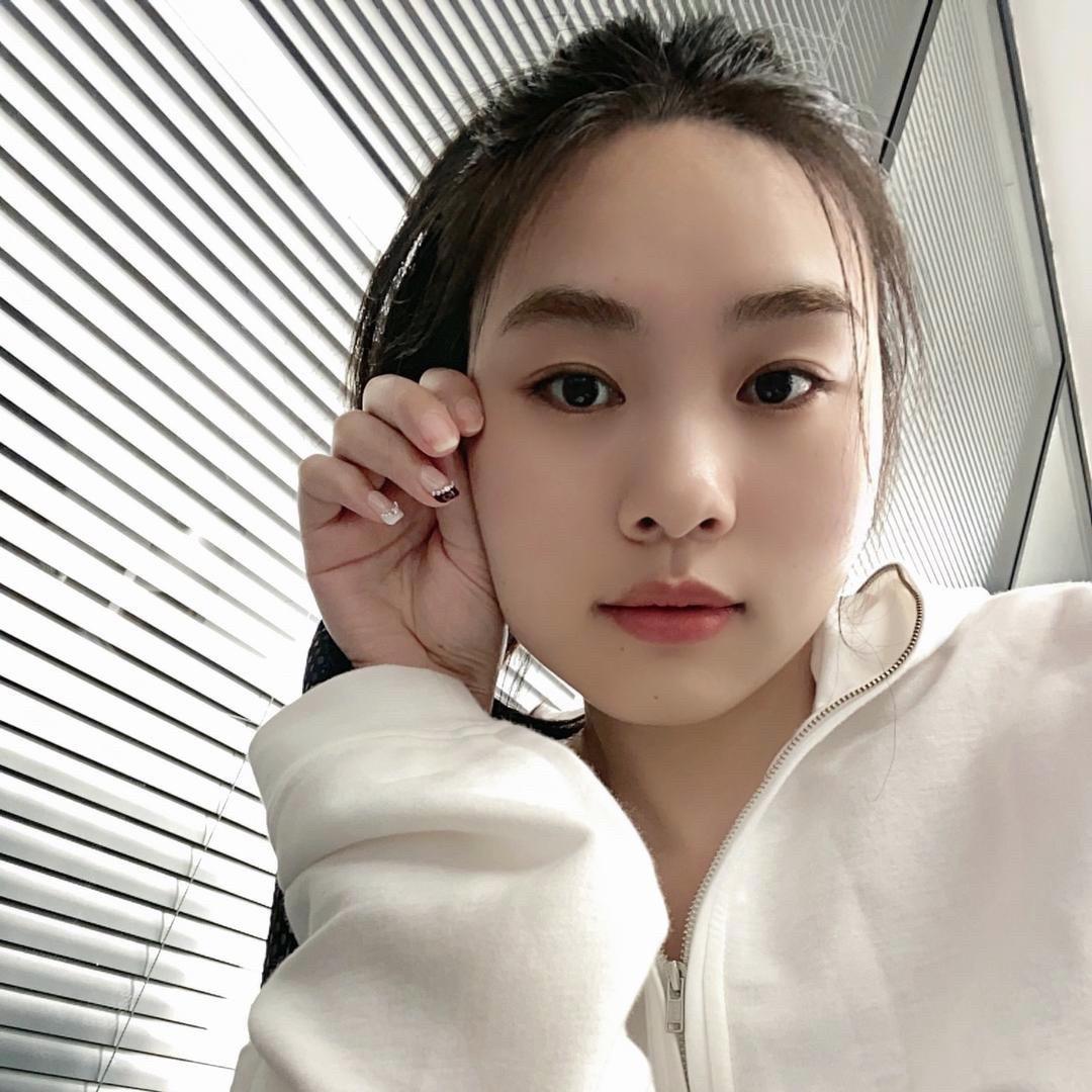 爪爪Lydia