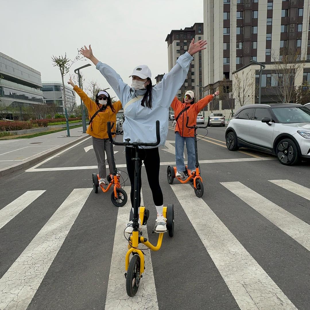 小先嘴很挑 爱骑行