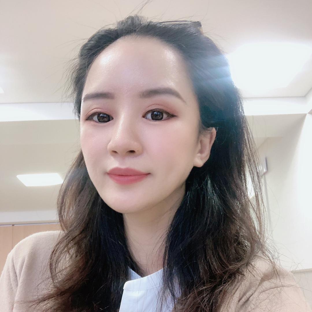 日式美容院院长Lina