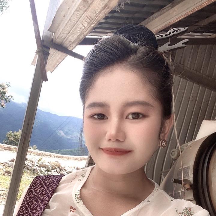 小钰就姓玉