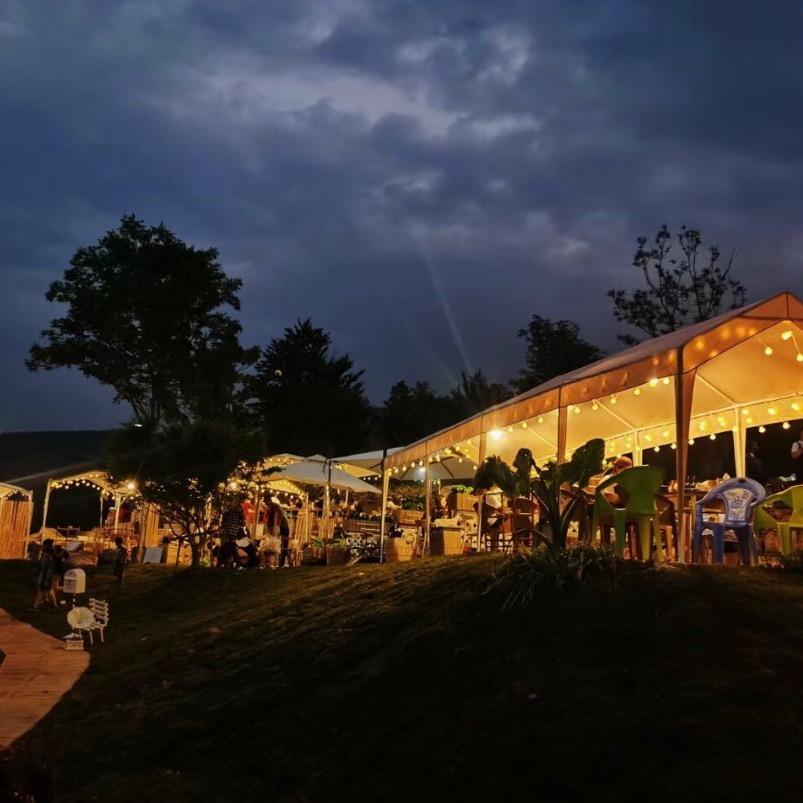 阳光牧场露营烧烤