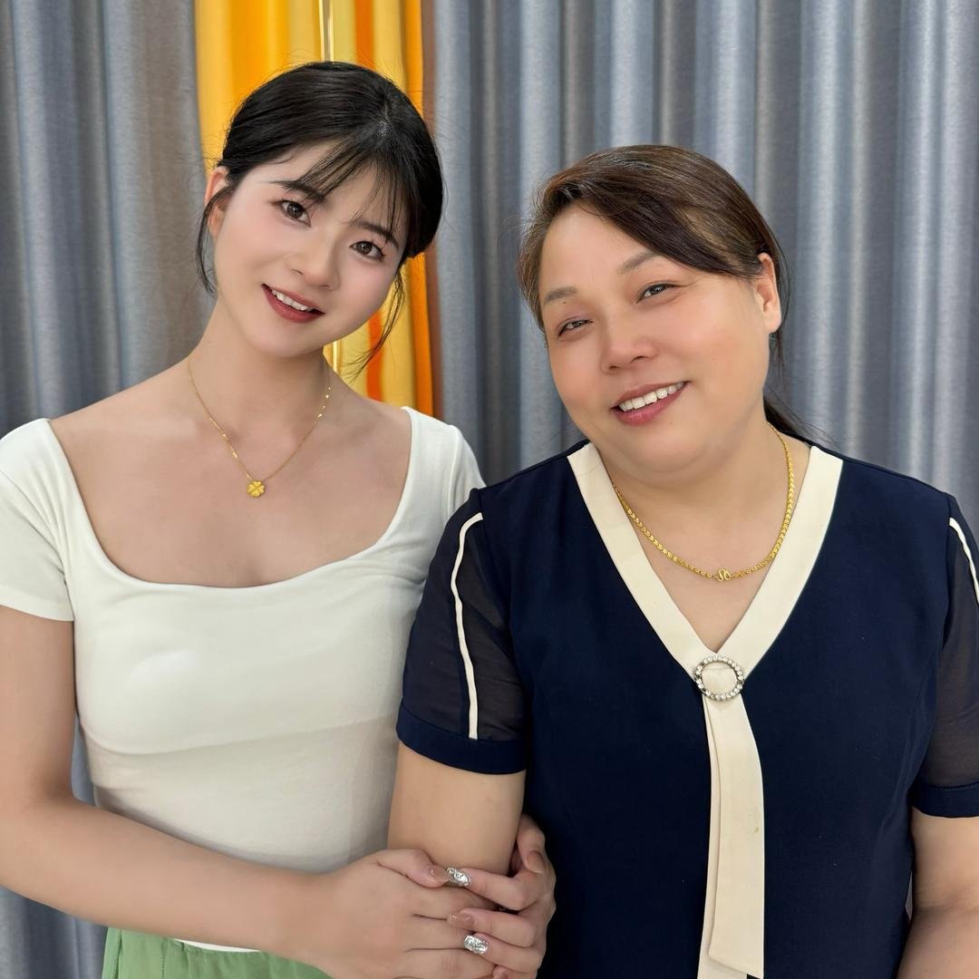 张婆家的小月