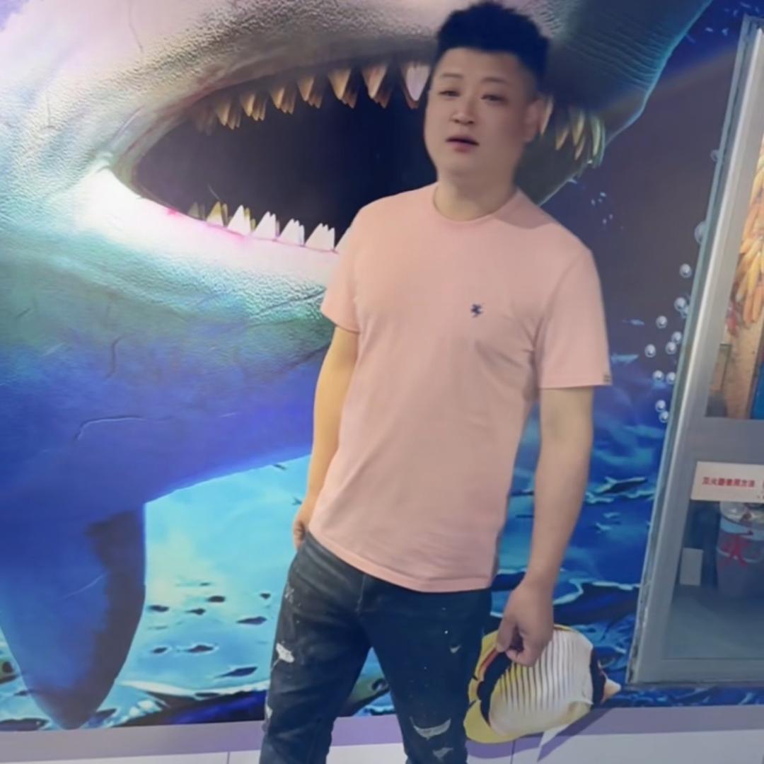 万花丛中过，片叶不粘身