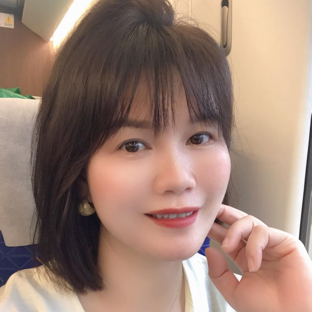 田阳丽霞服装店