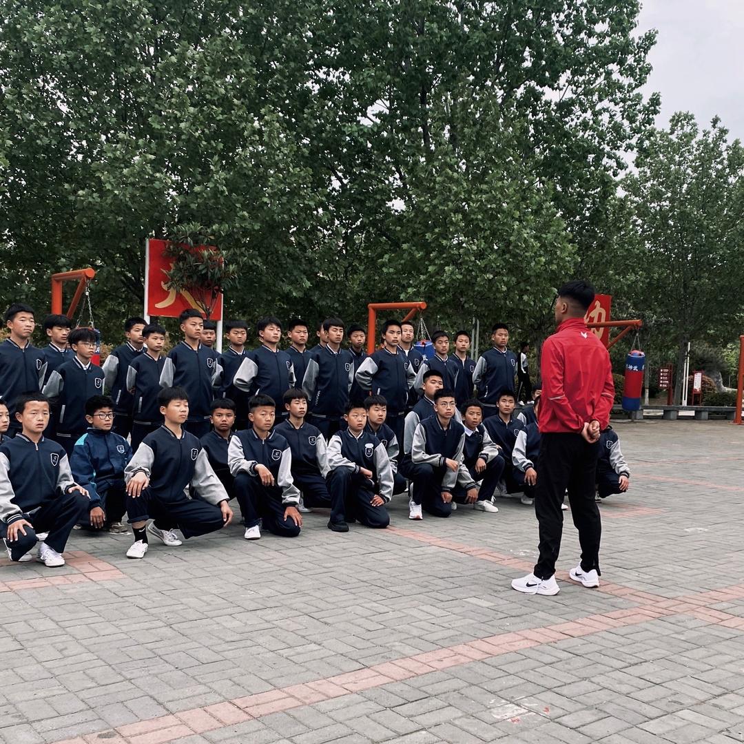 延鲁武校-刘教练（新生咨询）