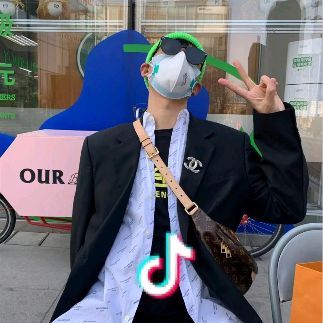 Z y .