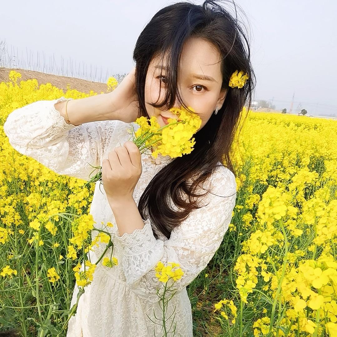 爱美的燕姐🌸
