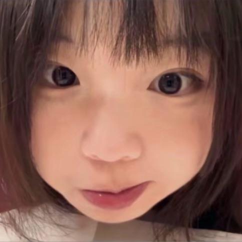 废话超多粘人精