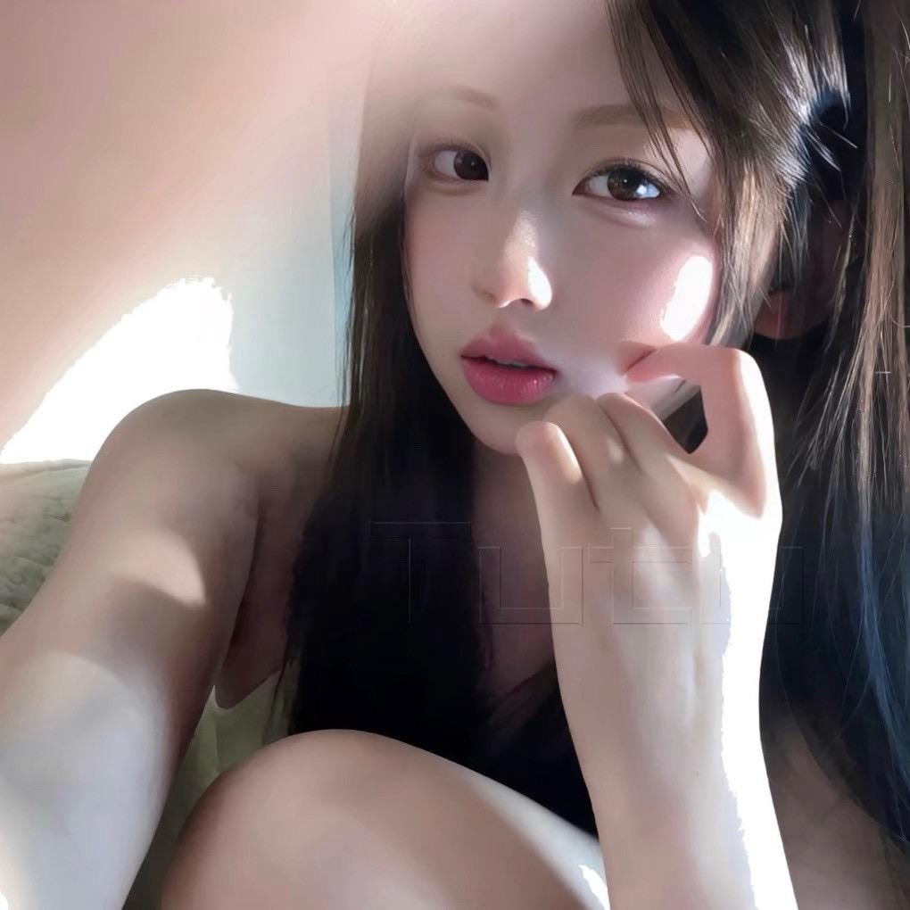 犯困小欣
