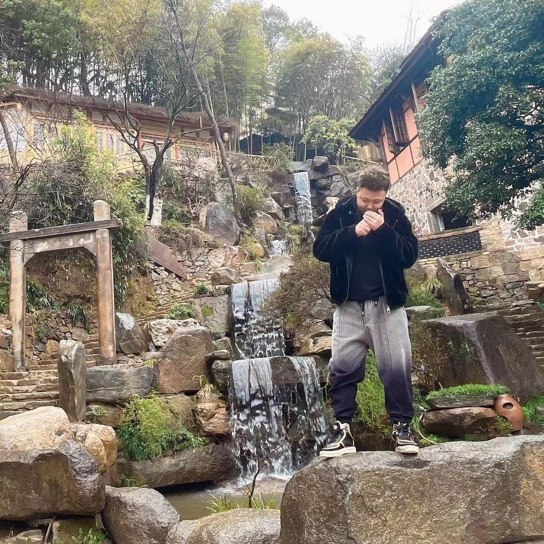 大龙🦊（顶峰相见）