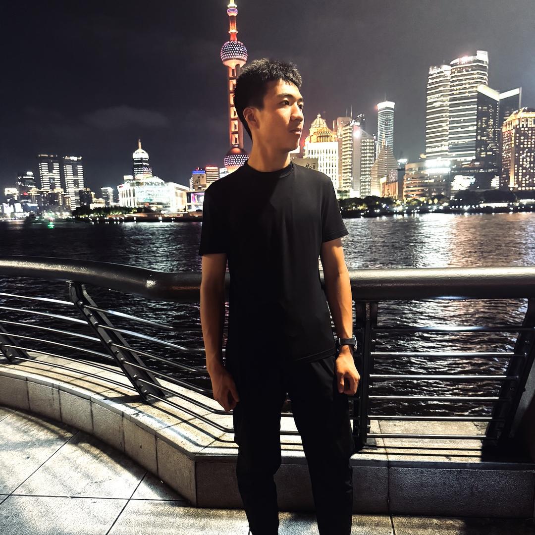 小花🌹为了生活