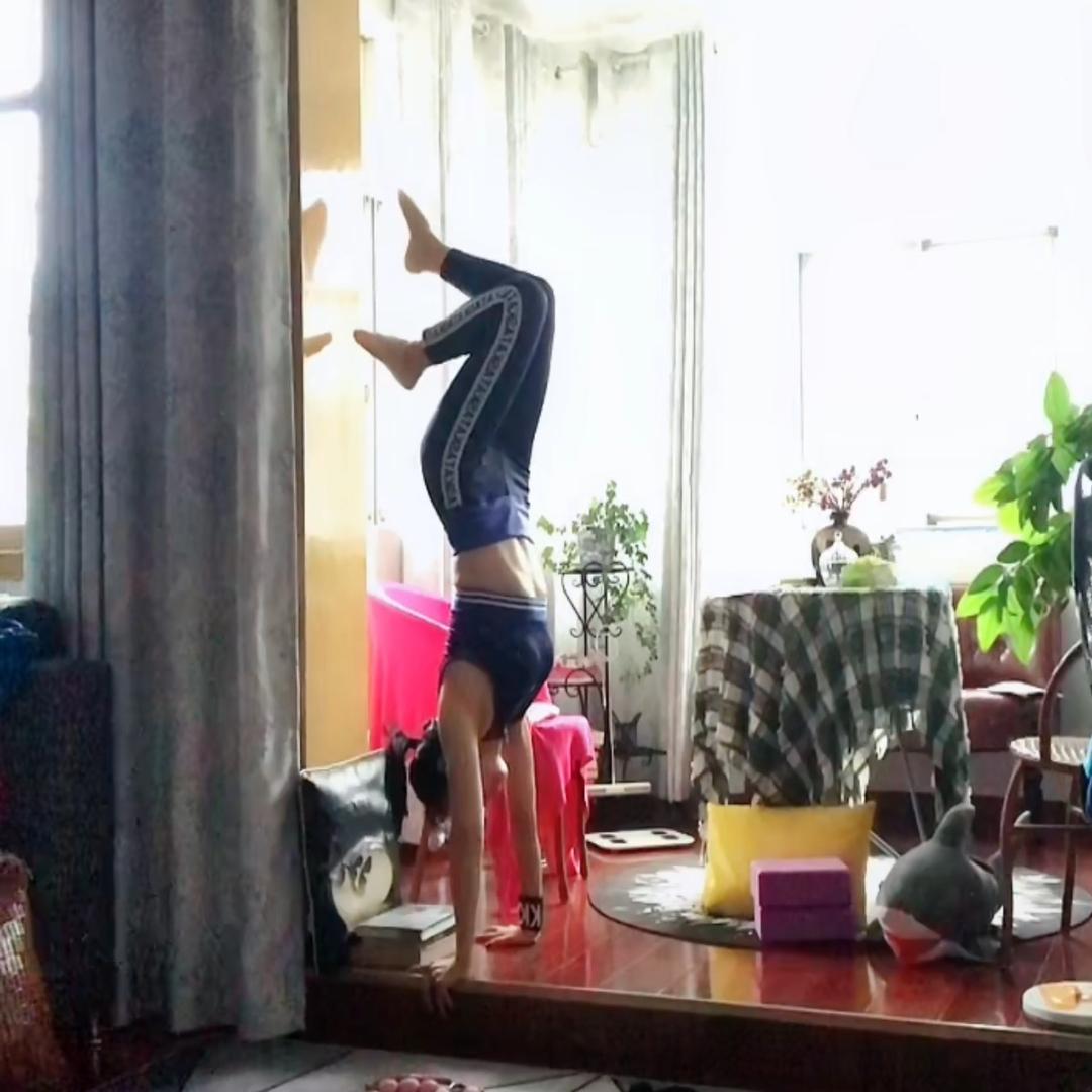 爱瑜伽的姗姗😊