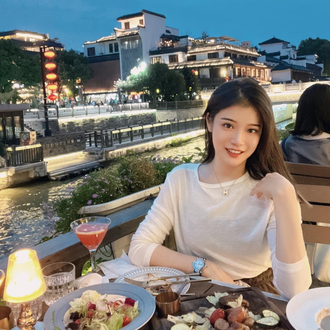 小鹿同学🦌