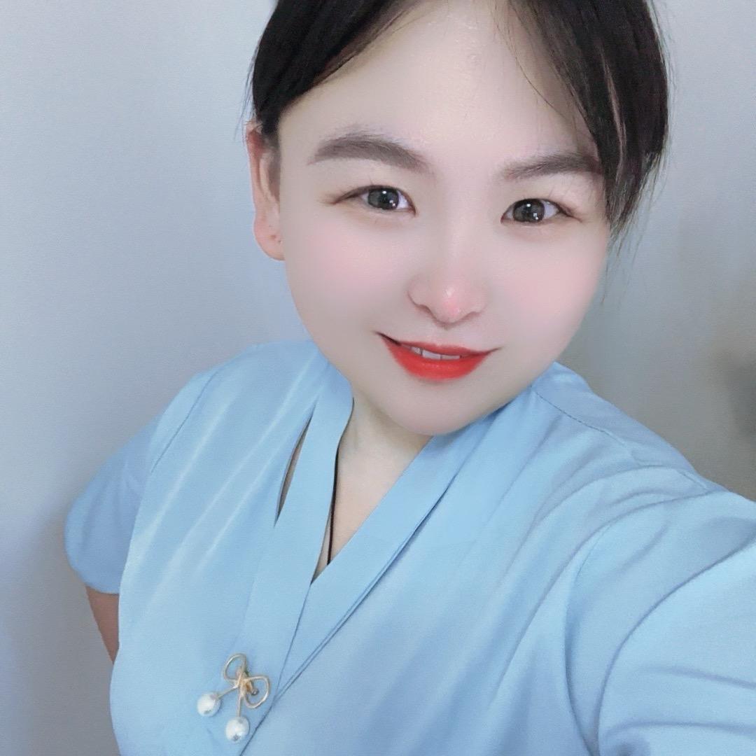 欣欣 🍎