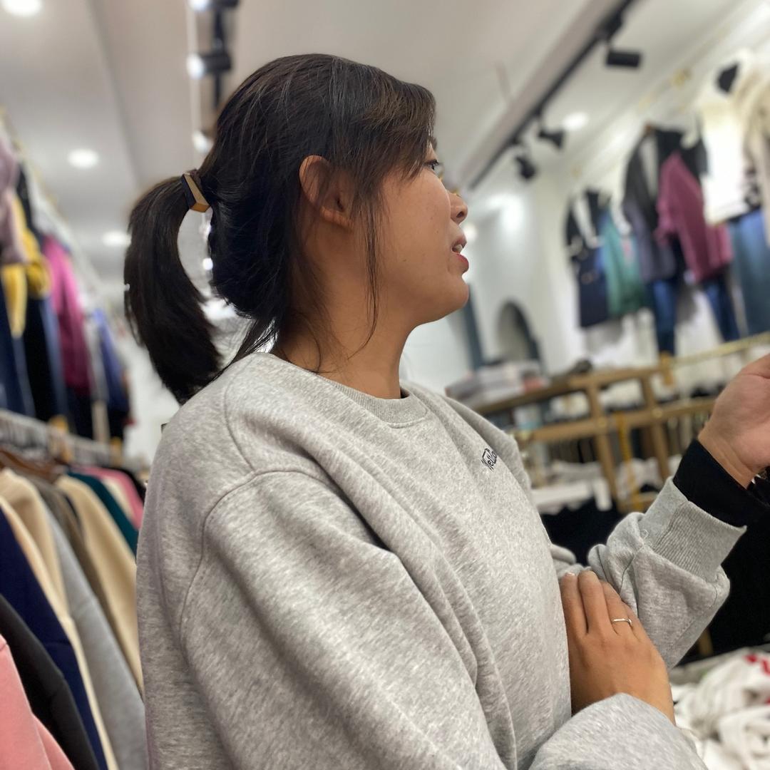 柏香镇大妮小妮时尚女装