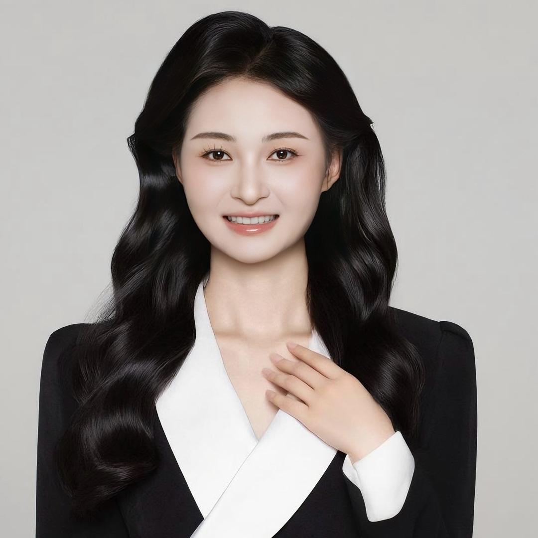 保利置业李婷婷