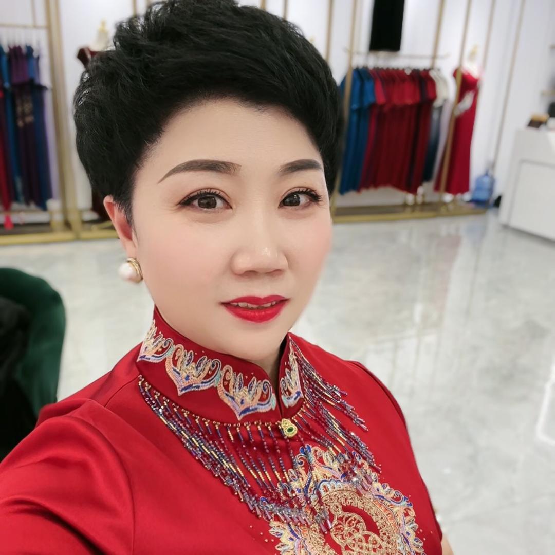 东丽卢浮广场217-金姐妹喜服