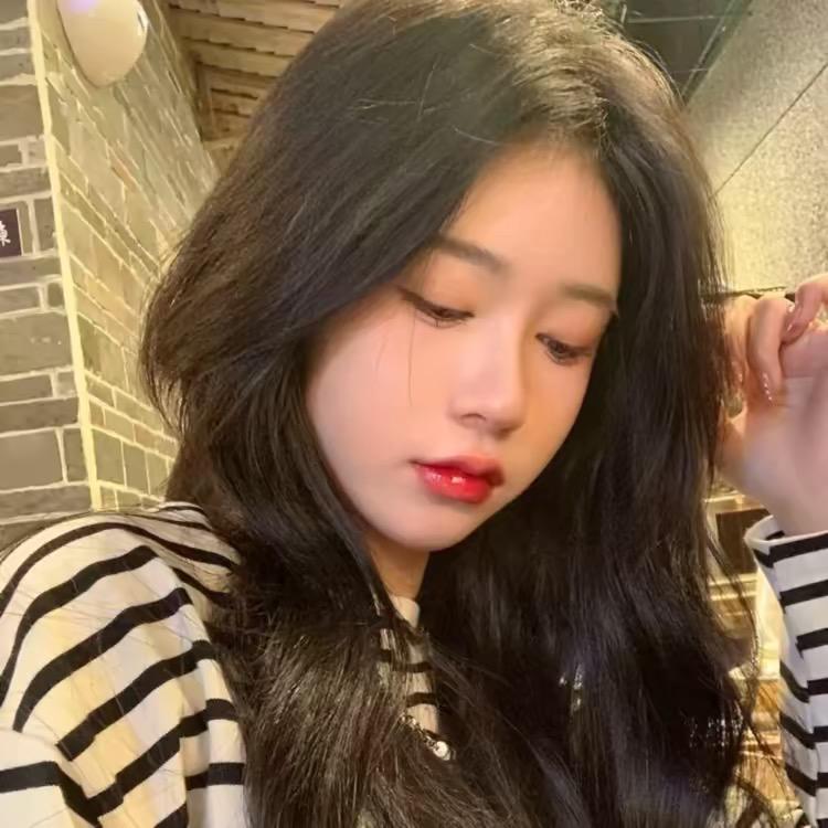 爆款彩妆微梦贸易