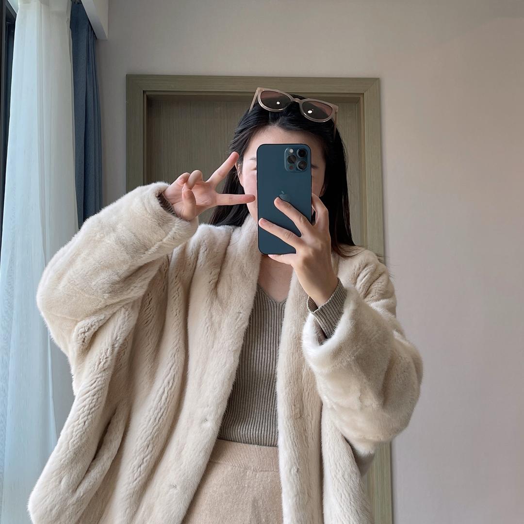卖貂貂的雅雅