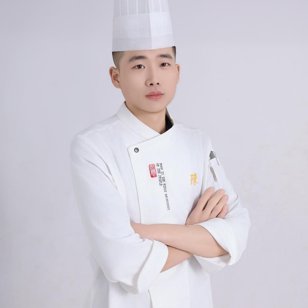 陳  宇