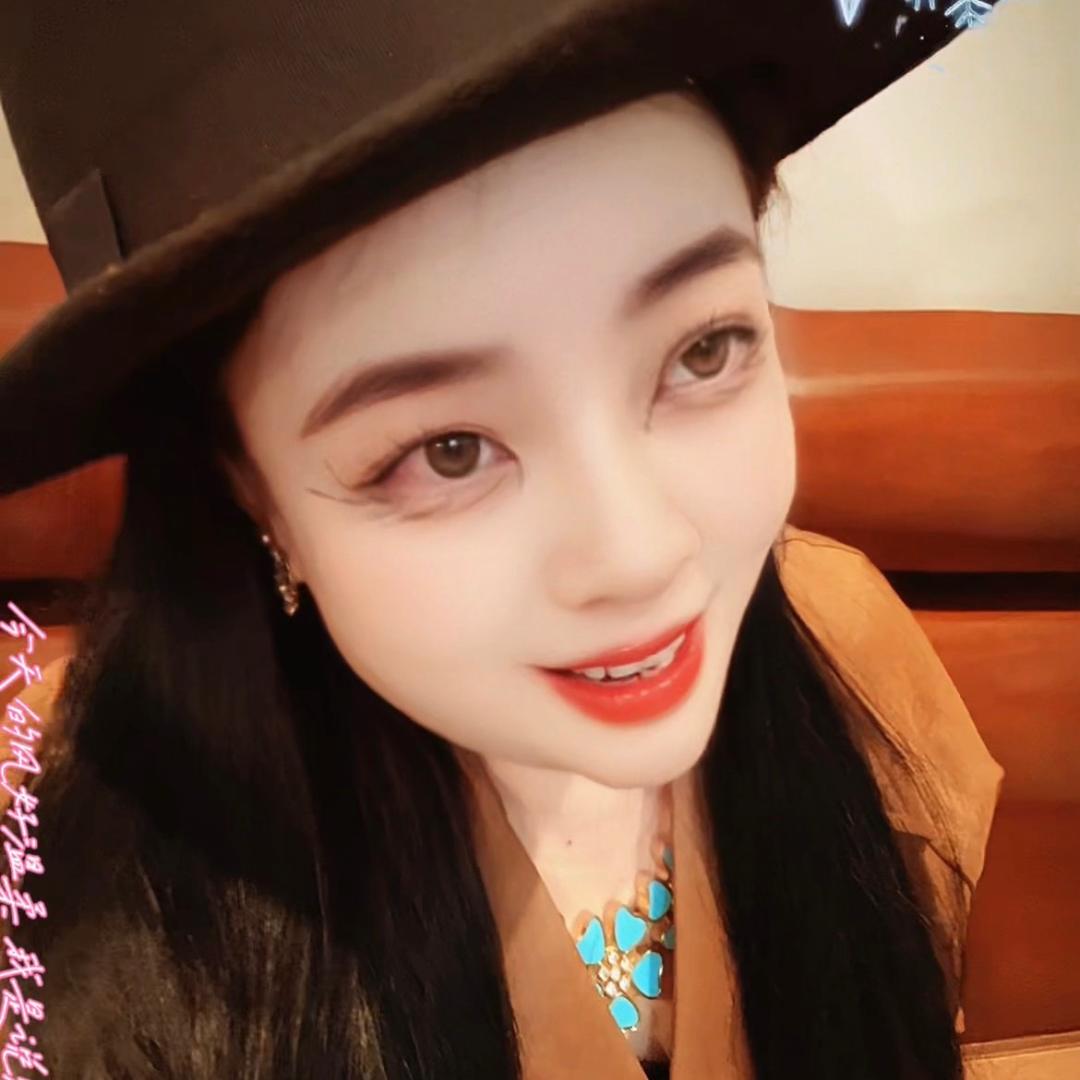 人间风月，万物生长，都润浸着你的模样。