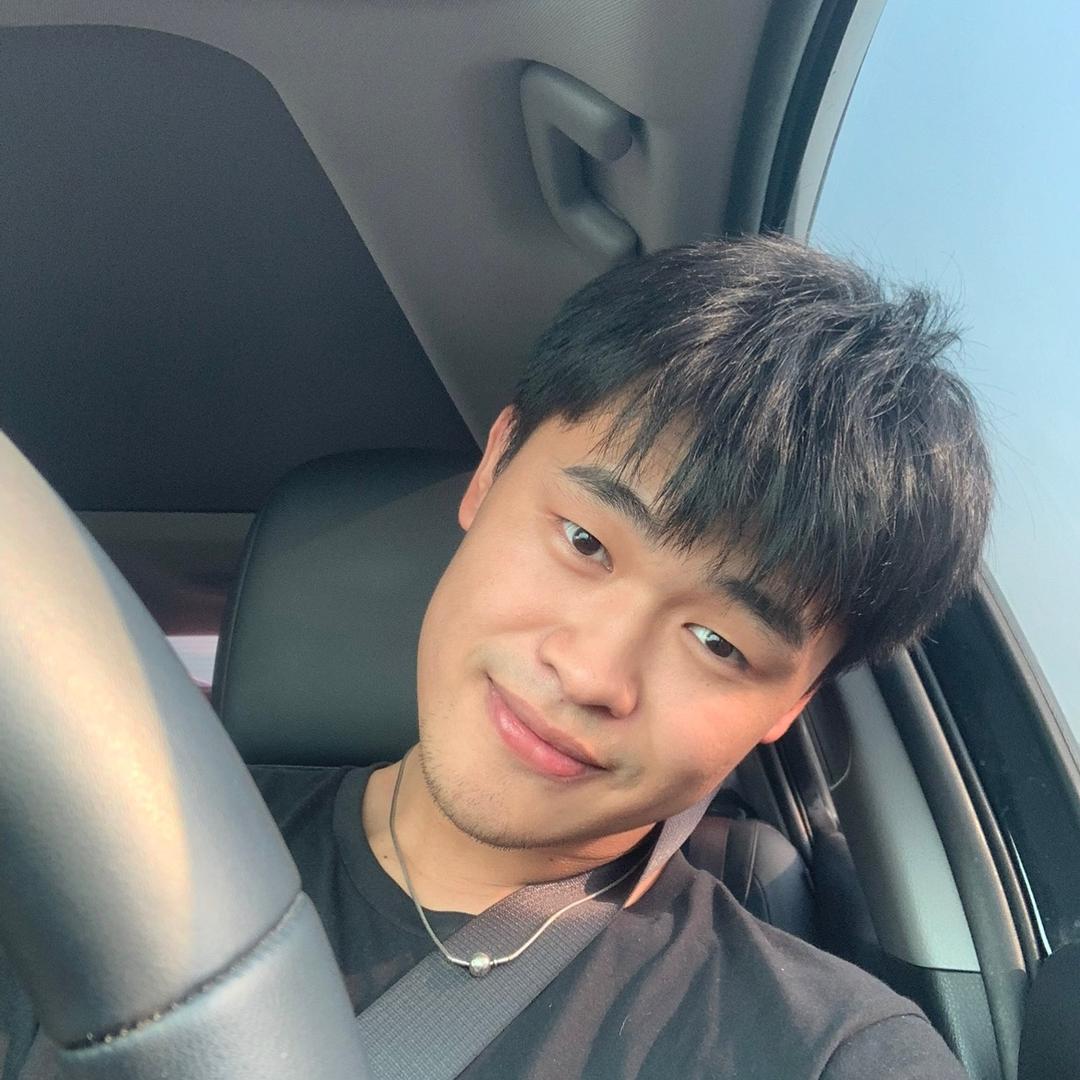 爱吹点小牛