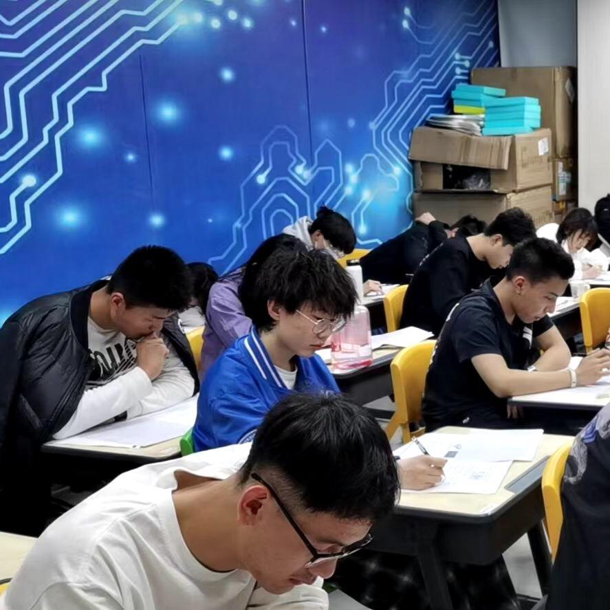 教育的本质是人点亮人