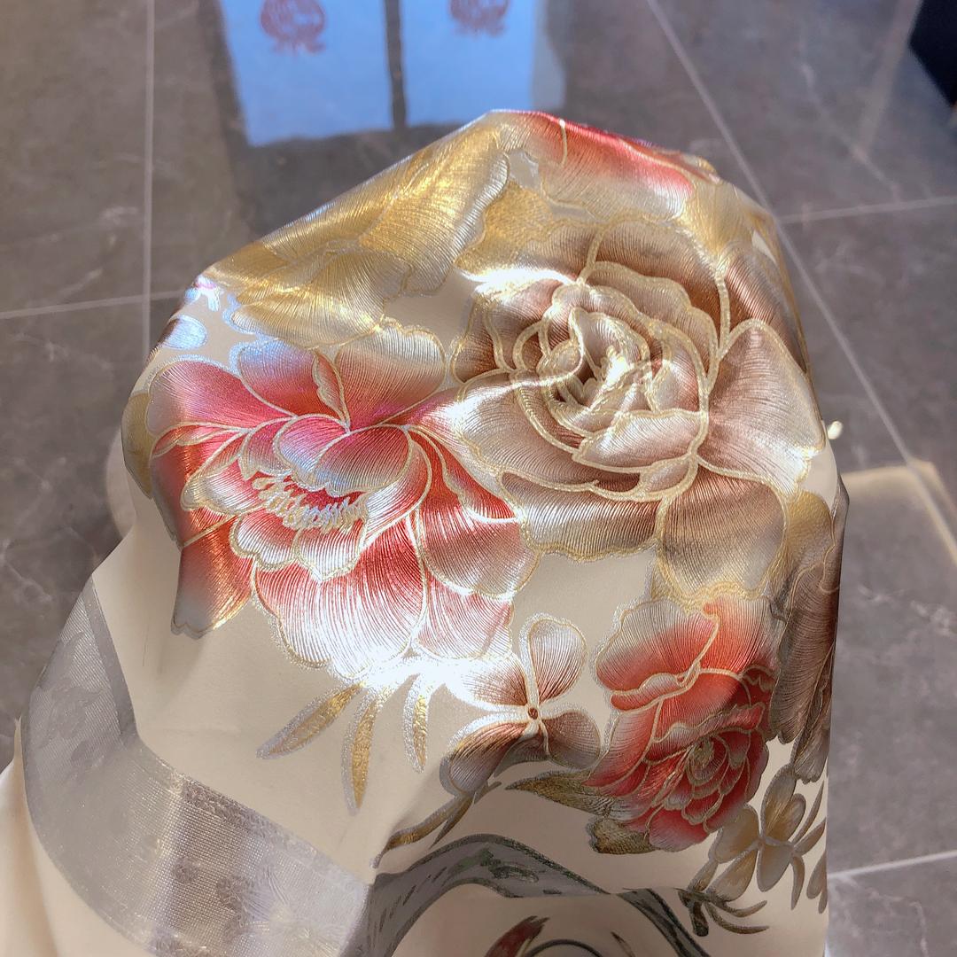 小钱桌布