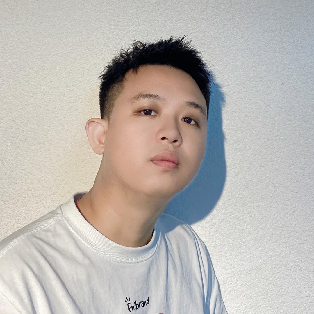 小谢教剪发