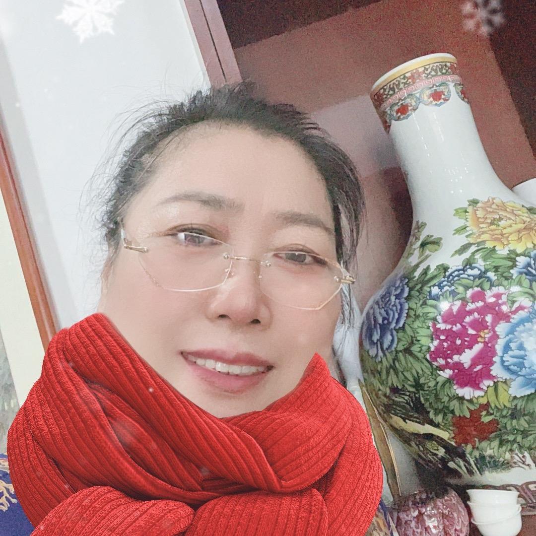 香姐： 每晚7 点10 分开播