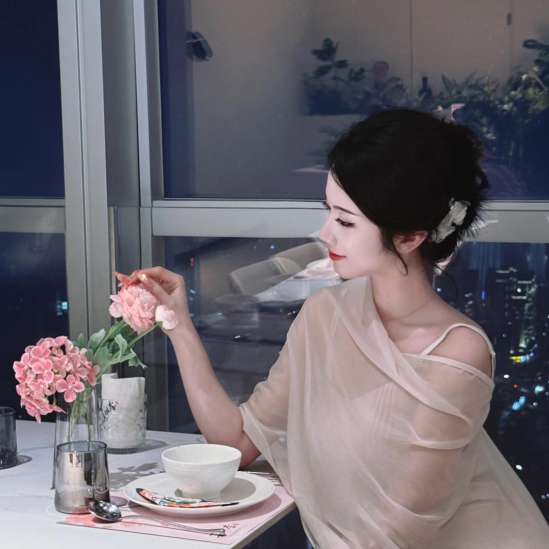 柳柳小可爱咩😘
