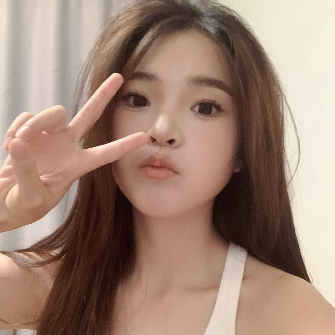 一个小莫莫啊