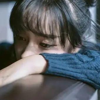 小妮@