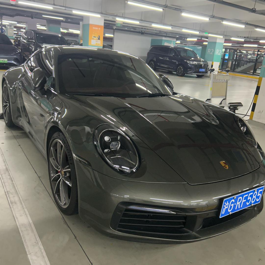 没心没肺的小屁孩