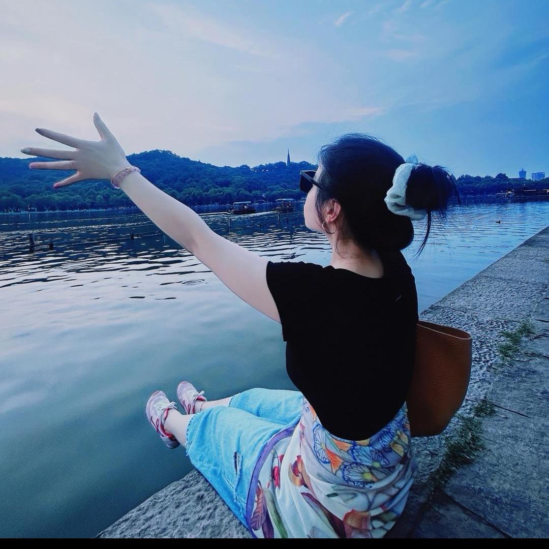 如初এ