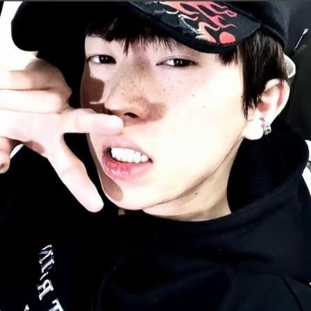 左少年
