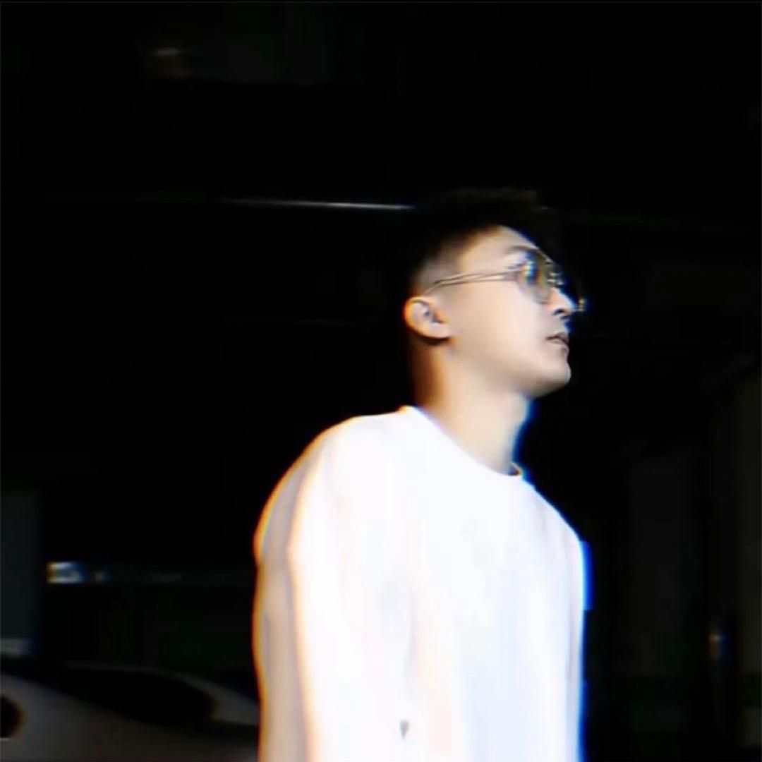 张ｄｅ俊