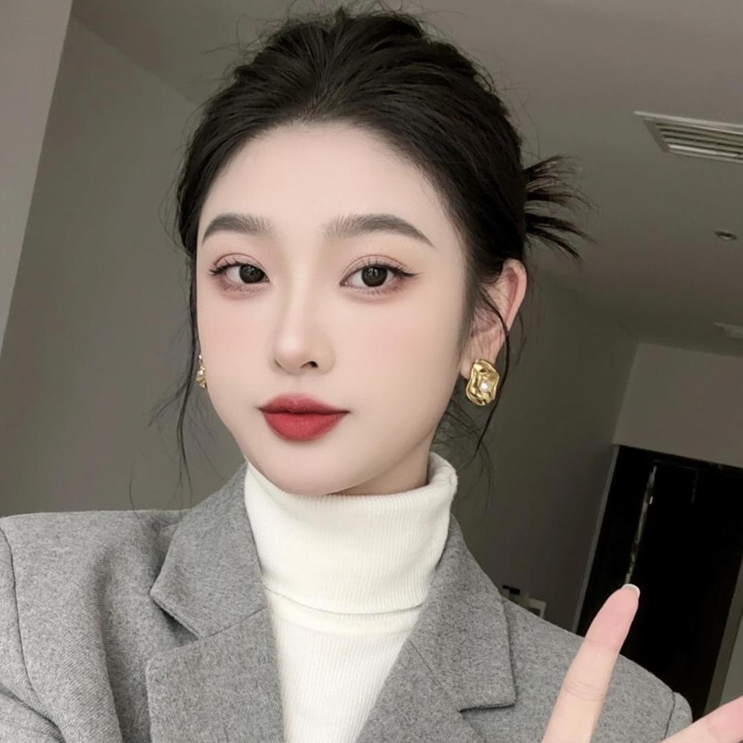 @郝透明